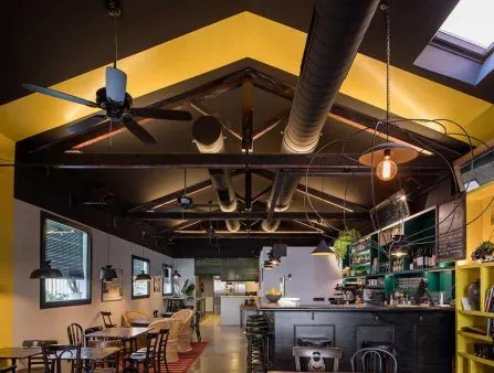 Arquitectura Sostenible Rehabilitacion Restaurante KOH Barcelona
