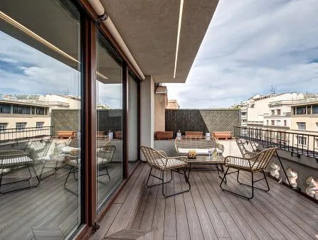 Remonta en Calle Aragó 229 en el ensanche de Barcelona